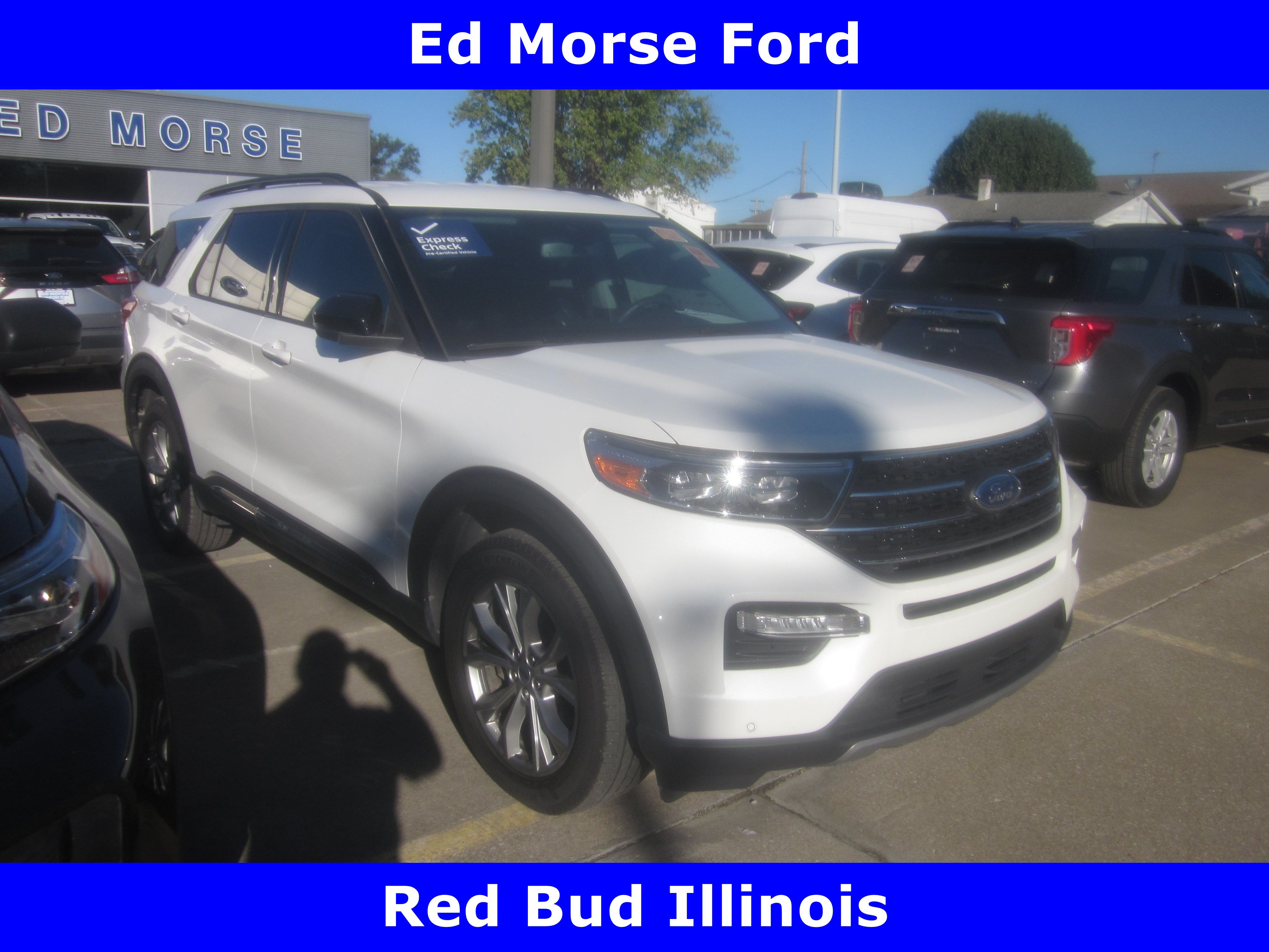 Used 2024 Ford Explorer XLT w/ Equipment Group 202A AWD/4WD image 1