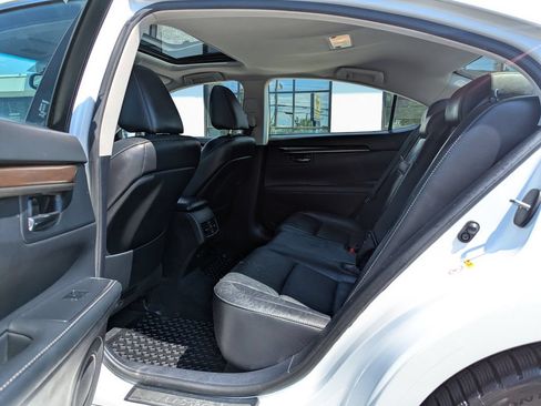 Used 2015 Lexus ES 350 FWD image 39