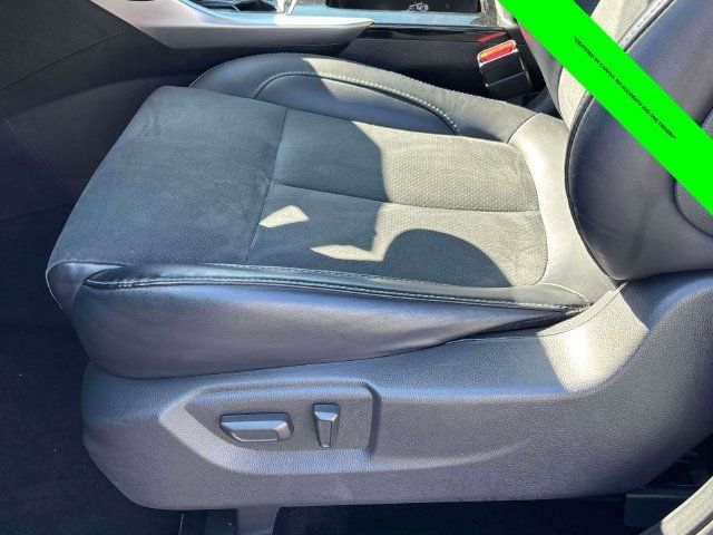 Used 2024 Mitsubishi Eclipse Cross SEL AWD/4WD image 4