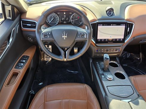Used 2022 Maserati Ghibli Modena Q4 image 13