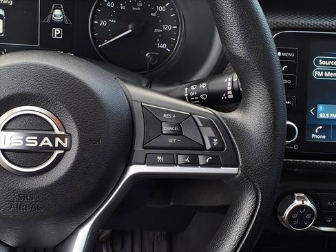 Used 2023 Nissan Kicks SV image 6