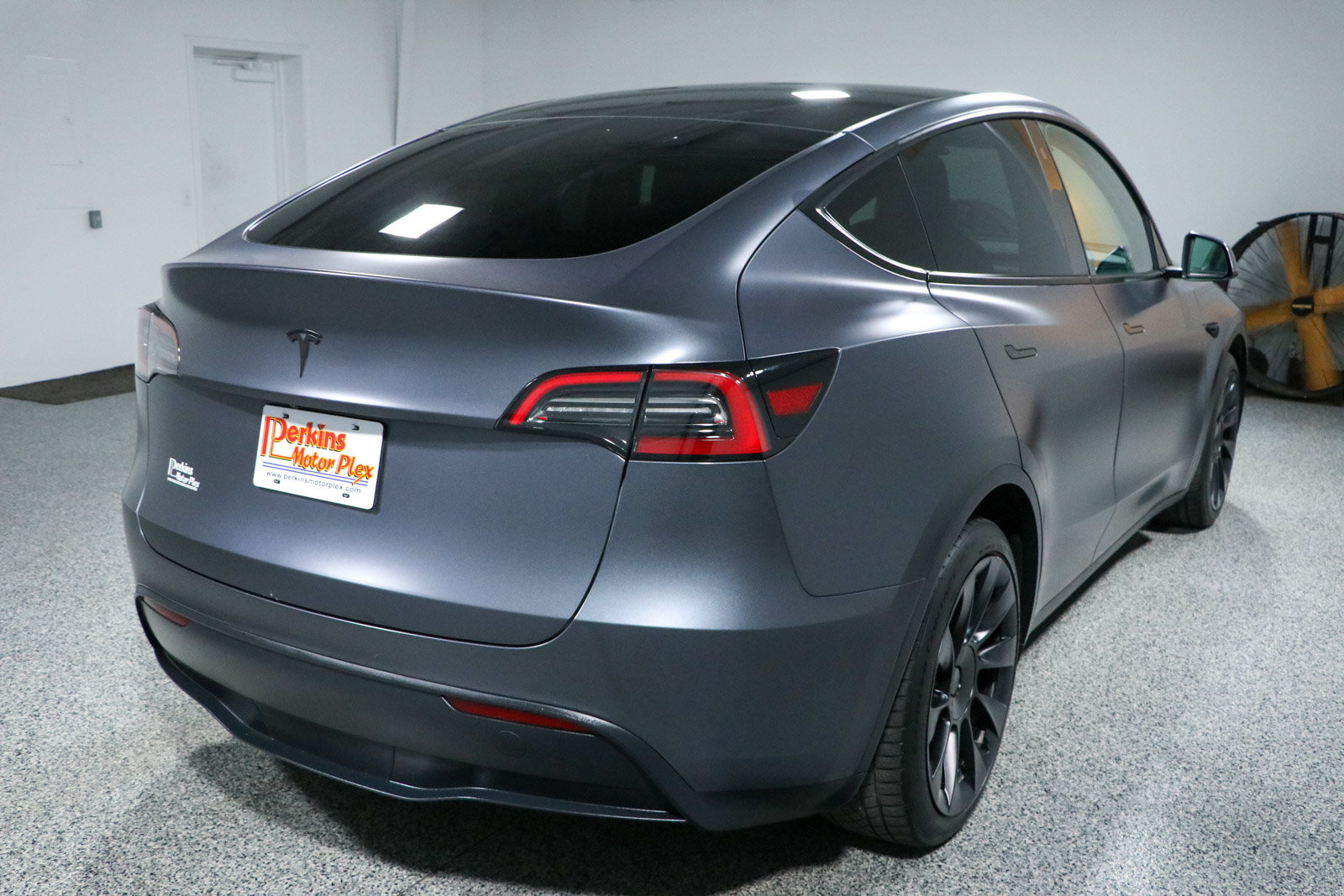 Used 2023 Tesla Model Y Long Range AWD/4WD image 7