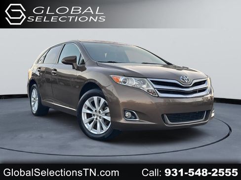 Used 2013 Toyota Venza XLE FWD image 1