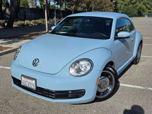 Used 2012 Volkswagen Beetle 2.5 FWD image 29