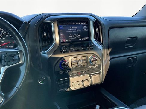 Used 2022 Chevrolet Silverado 1500 LT Trail Boss w/ Bed Protection Package image 6