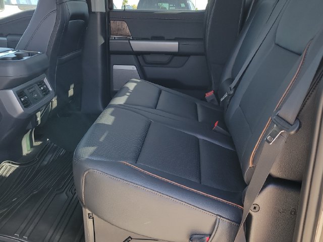 New 2027 Ford F350 Lariat w/ Lariat Ultimate Package AWD/4WD image 7