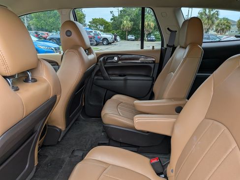 Used 2015 Buick Enclave Leather FWD image 15