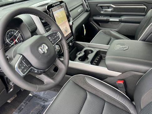 New 2025 RAM 1500 Laramie w/ Trailer Tow Group AWD/4WD image 11