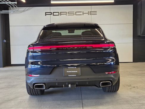 New 2026 Porsche Cayenne Coupe AWD/4WD image 7