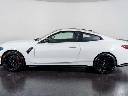 Used 2025 BMW M4 Coupe image 16