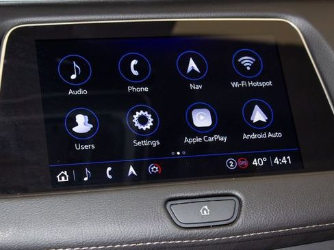 Used 2023 Cadillac XT4 Luxury w/ Cold Weather Package image 31