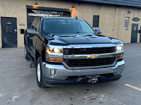 Used 2017 Chevrolet Silverado 1500 LT w/ All Star Edition image 3