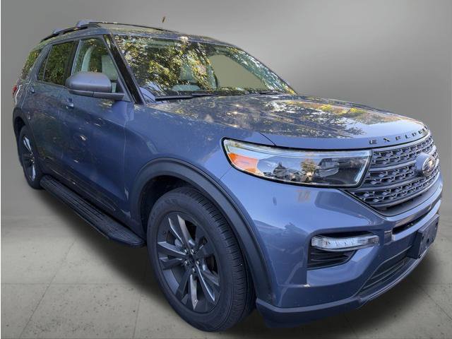 Used 2021 Ford Explorer XLT w/ Equipment Group 202A AWD/4WD image 2