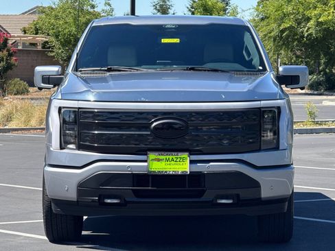 Used 2024 Ford F150 Lightning Platinum AWD/4WD image 7