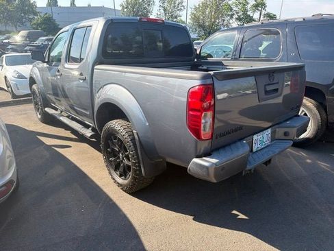 Used 2019 Nissan Frontier SV w/ Value Truck Package AWD/4WD image 3