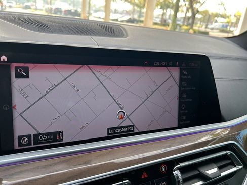 Used 2020 BMW X5 M50i image 10