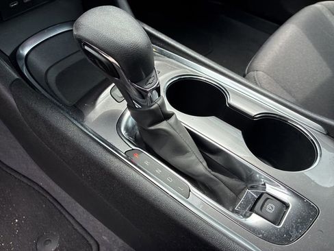 Used 2024 Chevrolet Malibu LT FWD image 15