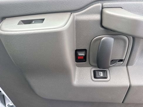 New 2025 Chevrolet Express 2500 Work Van w/ Enhanced Convenience Package image 14
