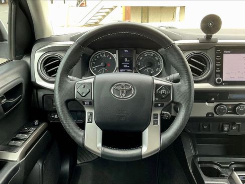 Used 2023 Toyota Tacoma SR5 RWD image 10