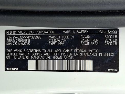 Certified 2023 Volvo XC60 B5 Plus w/ Climate Package AWD/4WD image 28