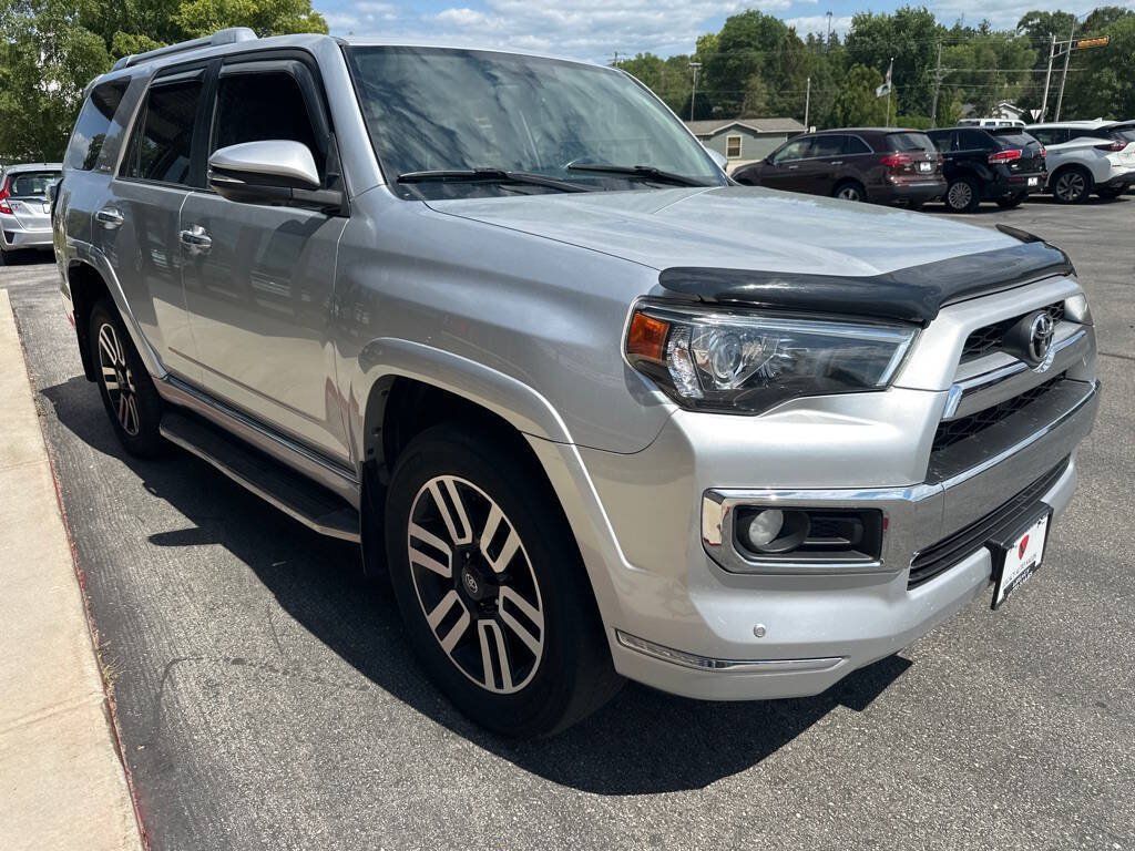 Used 2015 Toyota 4Runner Limited AWD/4WD image 3