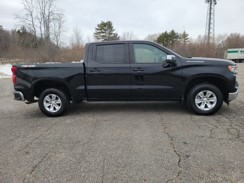 Used 2025 Chevrolet Silverado 1500 LT image 4