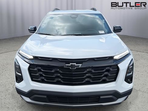 New 2027 Chevrolet Equinox LT w/ Convenience Package II FWD image 9