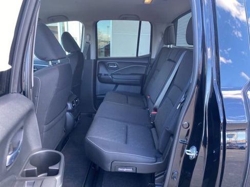 Used 2024 Honda Ridgeline Sport image 10