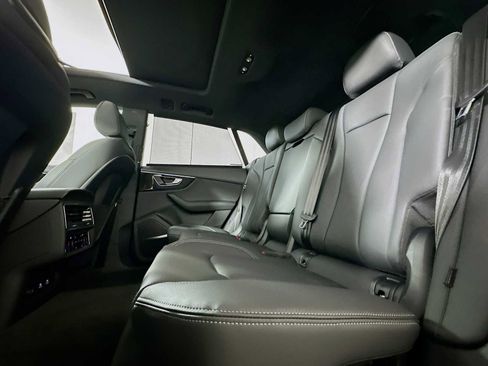 New 2026 Audi Q8 Premium Plus image 23
