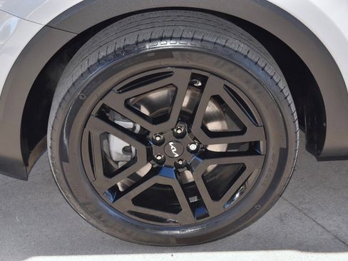 Used 2024 Kia Telluride SX X-Line image 40