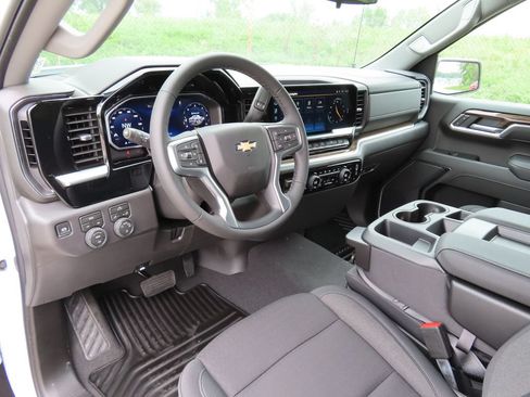 New 2026 Chevrolet Silverado 1500 LT AWD/4WD image 21