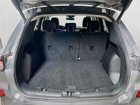 Used 2021 Ford Escape Titanium image 24