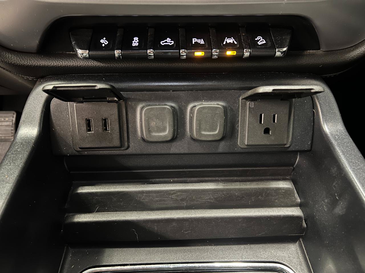 Used 2018 GMC Sierra 1500 SLT AWD/4WD image 49