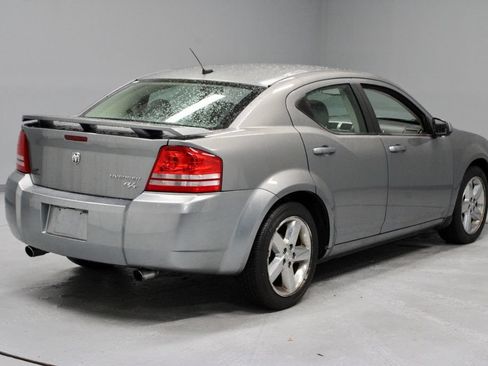 Used 2009 Dodge Avenger R/T FWD image 10