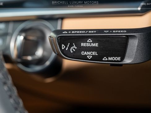 Used 2022 Porsche Panamera image 33