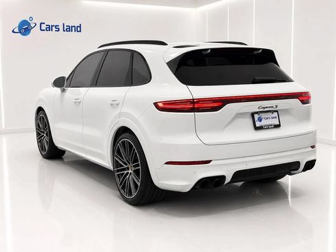 Used 2021 Porsche Cayenne S AWD/4WD image 5