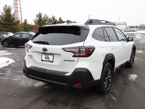 Certified 2025 Subaru Outback Onyx Edition image 3