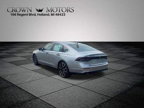 New 2025 Honda Accord Touring image 5
