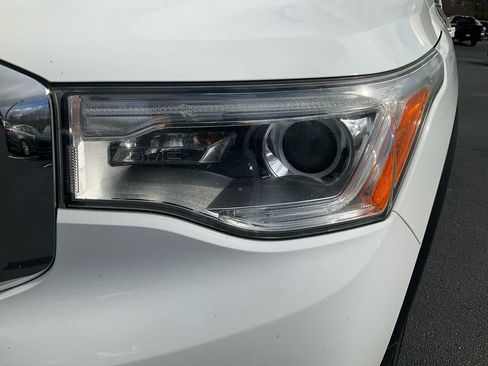 Used 2018 GMC Acadia SLT image 9