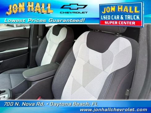 Used 2024 Chevrolet Trax RS w/ Driver Confidence Package FWD image 18