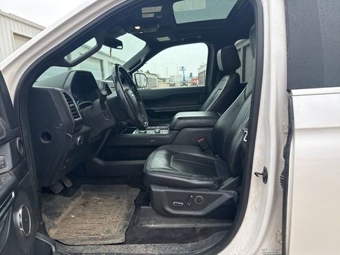 Used 2018 Ford Expedition Max Limited w/ Equipment Group 302A AWD/4WD image 19