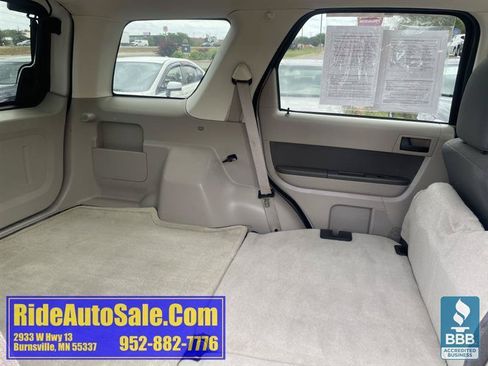 Used 2010 Ford Escape XLT AWD/4WD image 32