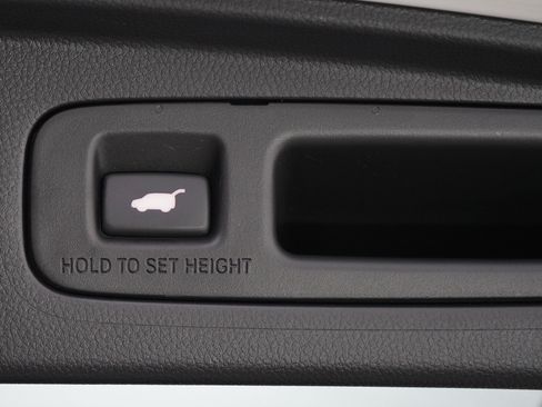 Used 2024 Honda CR-V EX-L image 17