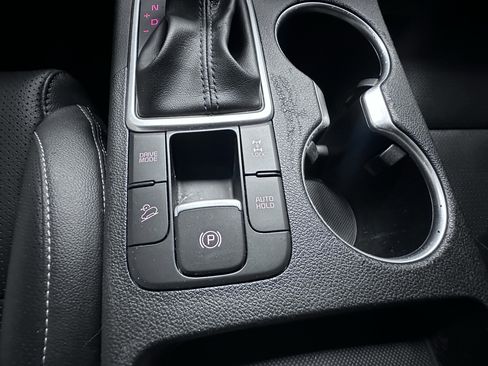 Used 2021 Kia Sportage S w/ S AWD Premium Package image 47