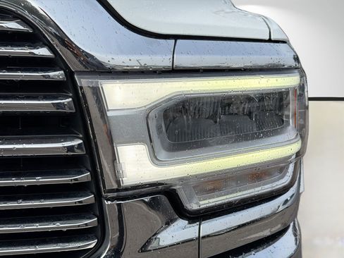 Used 2022 RAM 2500 Laramie image 9