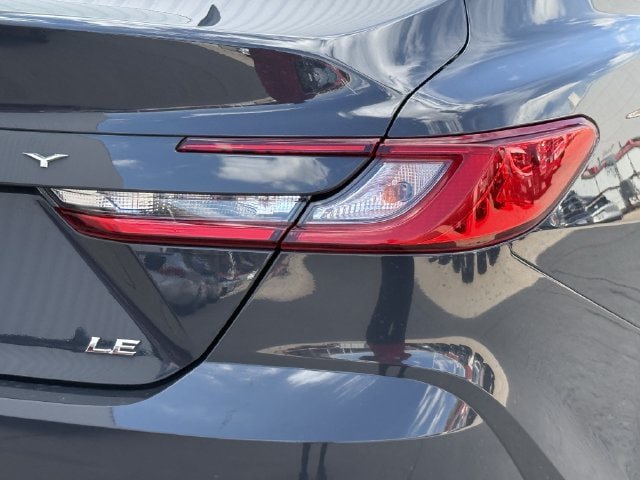 Used 2025 Toyota Camry LE FWD image 7