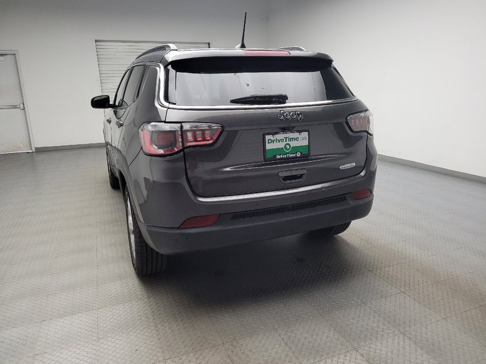 Used 2018 Jeep Compass Latitude w/ Popular Equipment Group FWD image 6