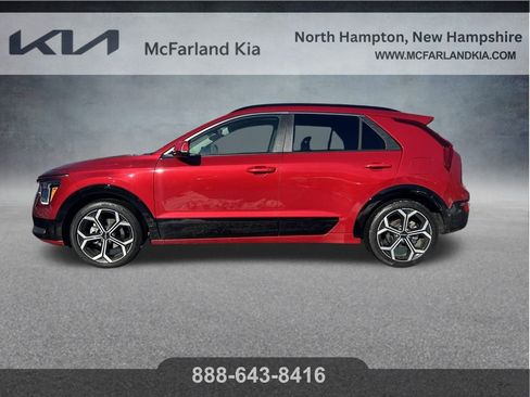 Used 2023 Kia Niro EX Touring image 4