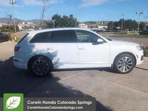 Used 2017 Audi Q7 3.0T Prestige w/ Prestige Package AWD/4WD image 14