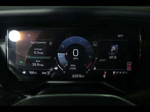 Used 2025 GMC Acadia Elevation image 24